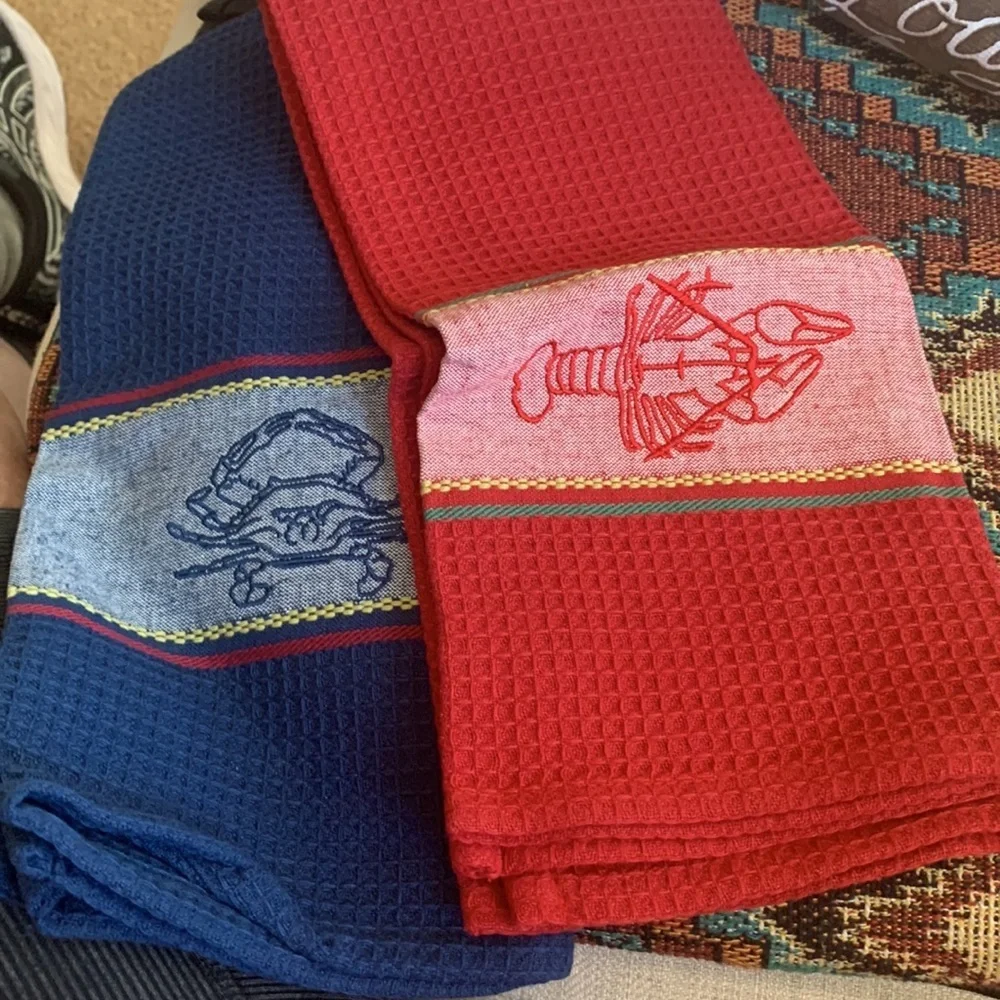 Michaelian Home Lobster & Crab Embroidered Towels!